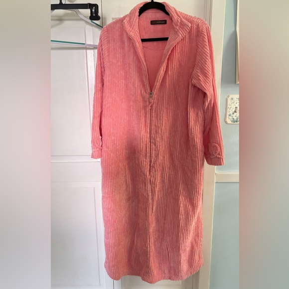 Stan Herman Chenille Peach Zip-Up Robe